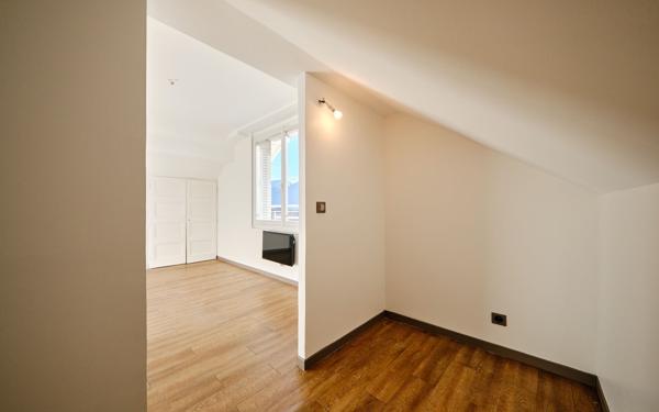 Appartement à vendre    3 pièces • 67,82 m2 Annecy