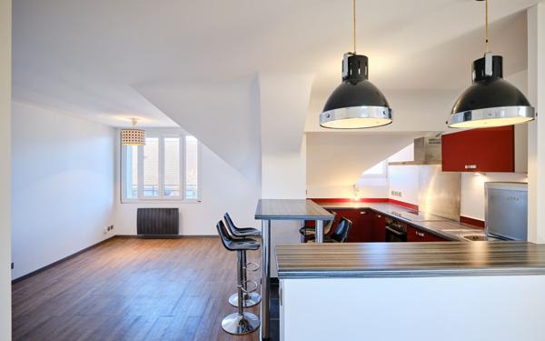 Appartement à vendre    3 pièces • 67,82 m2 Annecy