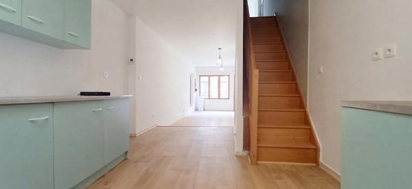 Maison 3 Chambres et 1 bureau.