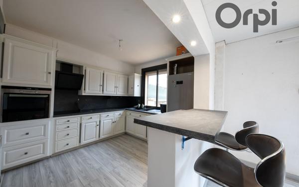 Maison à vendre    5 pièces •  Pollestres