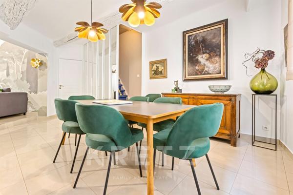 APPARTEMENT CENTRE HISTORIQUE AVEC ASCENSEUR