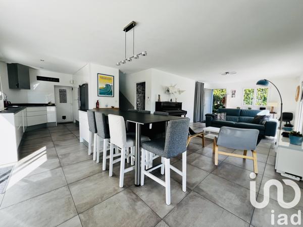 Maison à vendre 8 pièces 174 m² Arbonne