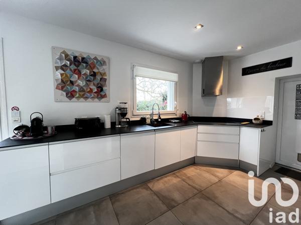 Maison à vendre 8 pièces 174 m² Arbonne