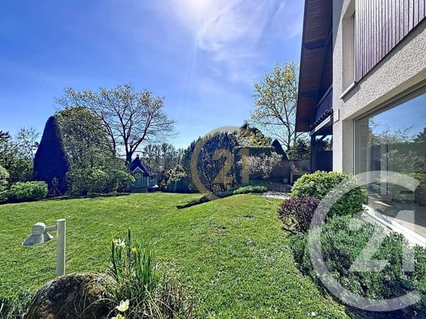 Maison à vendre  9 pièces - 218 m 2   LURE  - 70