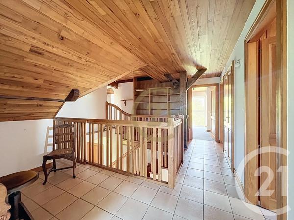 Maison à vendre  9 pièces - 218 m 2   LURE  - 70