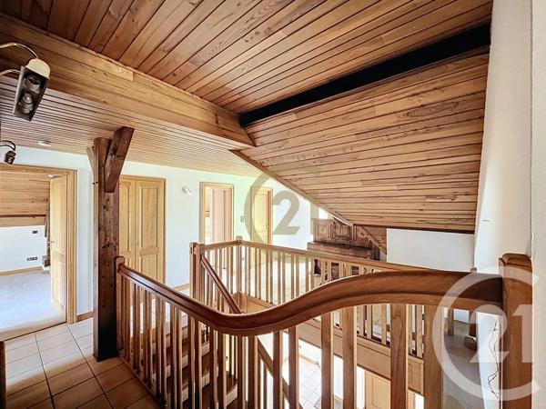 Maison à vendre  9 pièces - 218 m 2   LURE  - 70