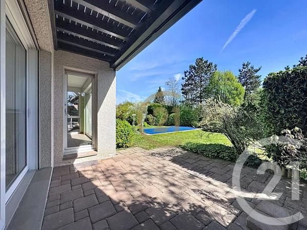 Maison à vendre  9 pièces - 218 m 2   LURE  - 70