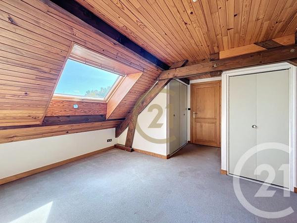 Maison à vendre  9 pièces - 218 m 2   LURE  - 70