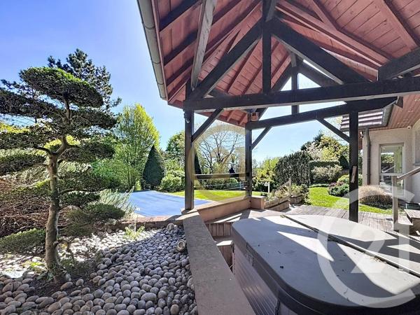 Maison à vendre  9 pièces - 218 m 2   LURE  - 70