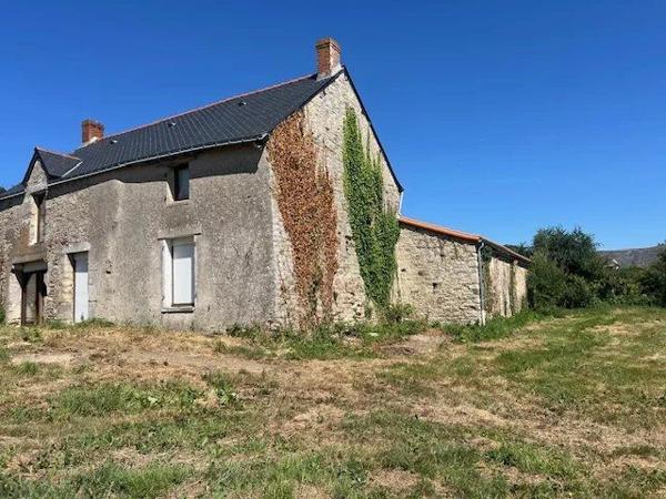 Vente Maison 8 pièces 220 m2 à Treillières