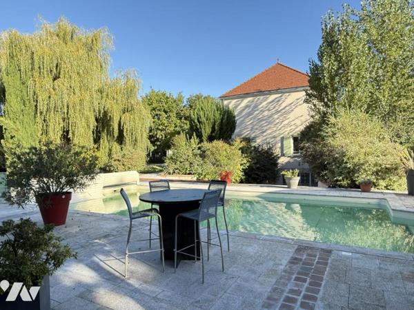 Maison - 5 chambres - Piscine - Garage