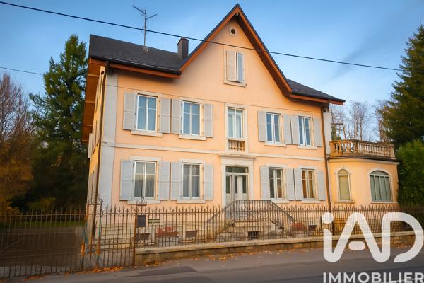 Maison à vendre 11 pièces 375 m² Montreux-Château