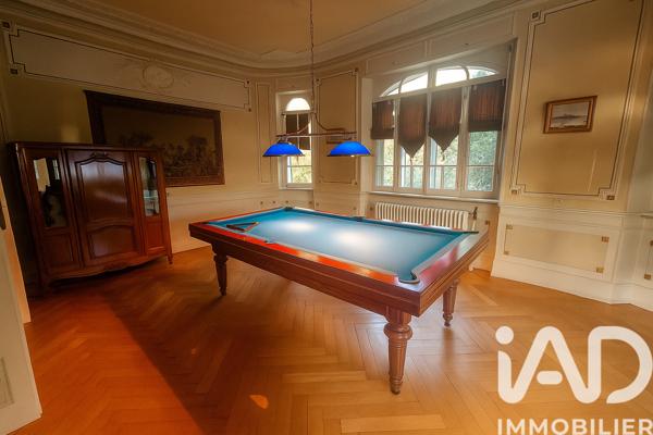 Maison à vendre 11 pièces 375 m² Montreux-Château