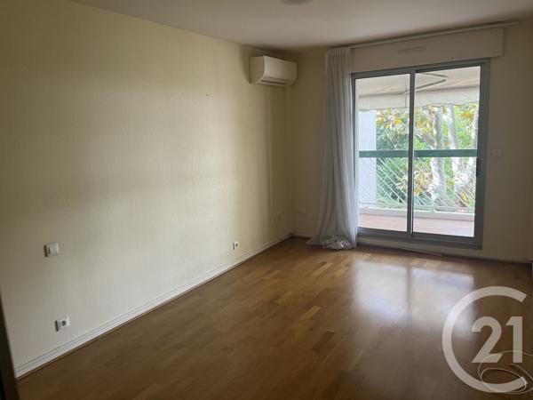 Appartement T3 à vendre  3 pièces - 74,30 m2 MARSEILLE - 13008