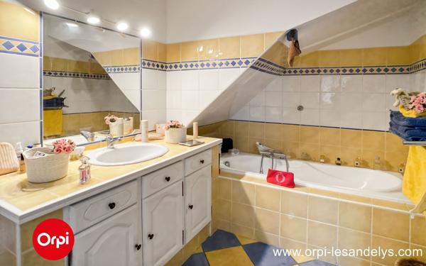 Maison à vendre    6 pièces • 148 m2 Saint-Clair-sur-Epte