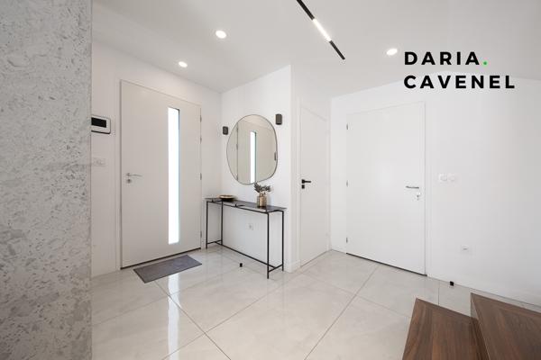 Maison 7 pièces - 250 m²