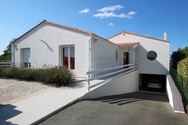 Maison vue mer à Port des Barques