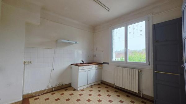 BOURGES MAISON DE 78.2M² 4 PIECES 3 CHAMBRES GARAGE JARDIN