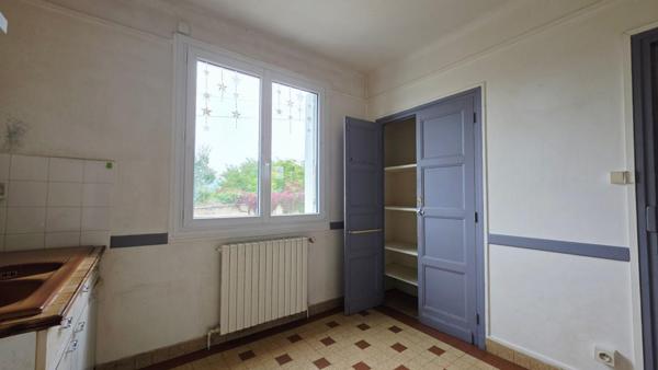 BOURGES MAISON DE 78.2M² 4 PIECES 3 CHAMBRES GARAGE JARDIN