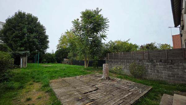 BOURGES MAISON DE 78.2M² 4 PIECES 3 CHAMBRES GARAGE JARDIN