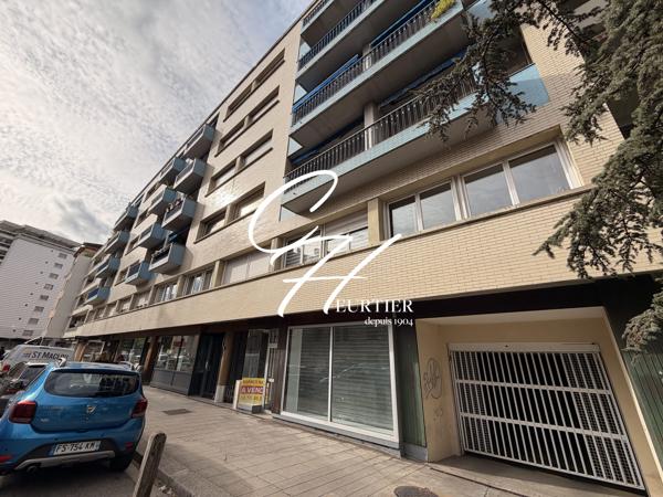 GRENOBLE - GARAGE - SOUS TERRAIN
