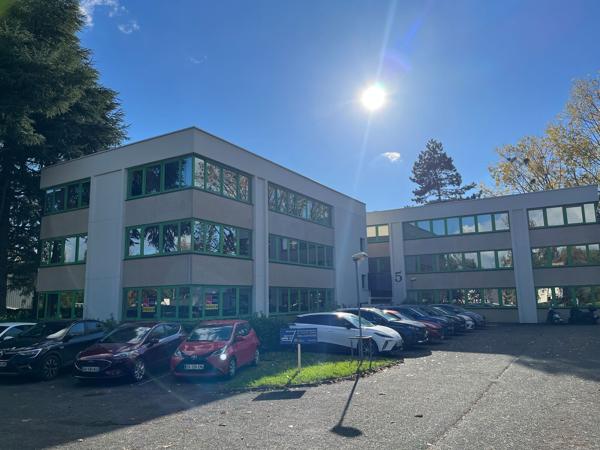 Bureau 30 m2 dans un ensemble de bureaux partagés