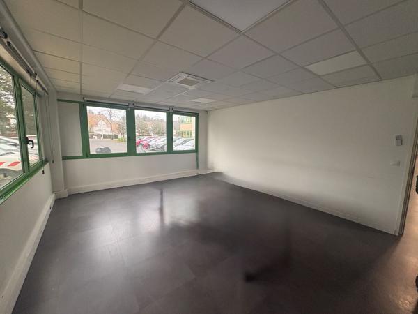 Bureau 30 m2 dans un ensemble de bureaux partagés