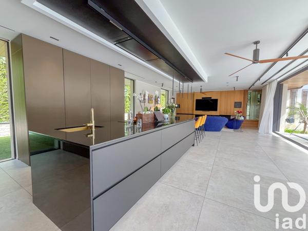 Maison à vendre 5 pièces 300 m² Saint-Tropez