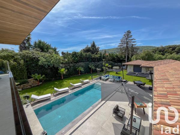 Maison à vendre 5 pièces 300 m² Saint-Tropez