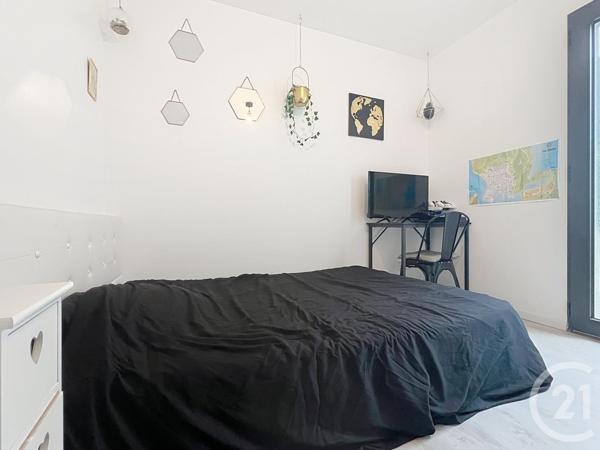 Maison à vendre  11 pièces - 237,48 m2 AIGREFEUILLE D AUNIS - 17