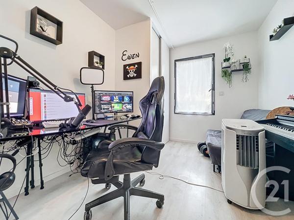 Maison à vendre  11 pièces - 237,48 m2 AIGREFEUILLE D AUNIS - 17