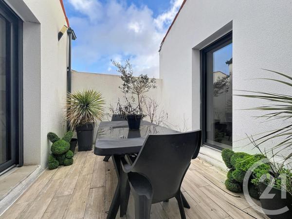 Maison à vendre  11 pièces - 237,48 m2 AIGREFEUILLE D AUNIS - 17