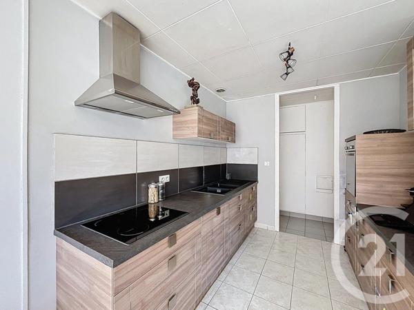 Appartement F4 à vendre  5 pièces - 92,64 m2 VANDOEUVRE LES NANCY - 54