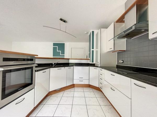 STRASBOURG Robertsau - Agréable et confortable 3P avec balcon