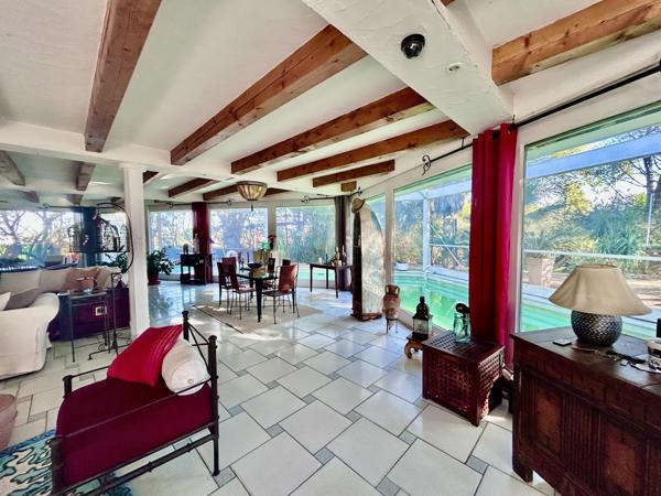 maison architecte piscine jardin