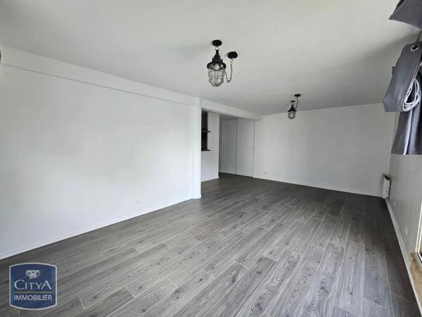 Appartement à louer 4 pièces 82.03m²