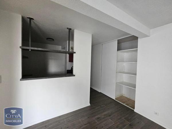 Appartement à louer 4 pièces 82.03m²