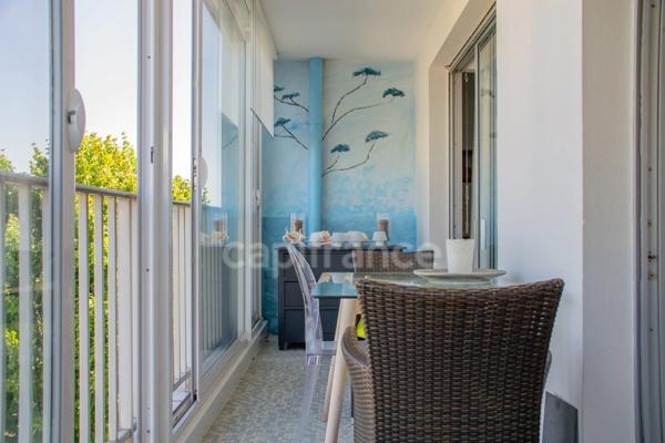 ROYAN – BEAU T3 DE 98 m² AVEC GARAGE ET CAVE À 650 M DE LA PLAGE