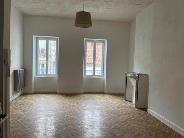 Immeuble à vendre |  Ribérac |  364 m²