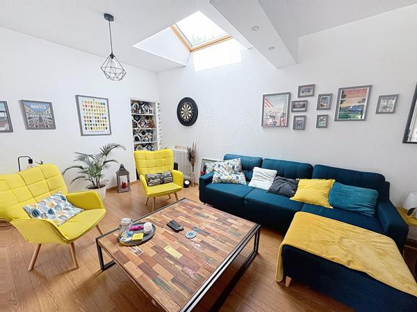 ST SEBASTIEN SUR LOIRE - Maison 4 chambres, de plain pied, jardin, garage et piscine - transports et commerces