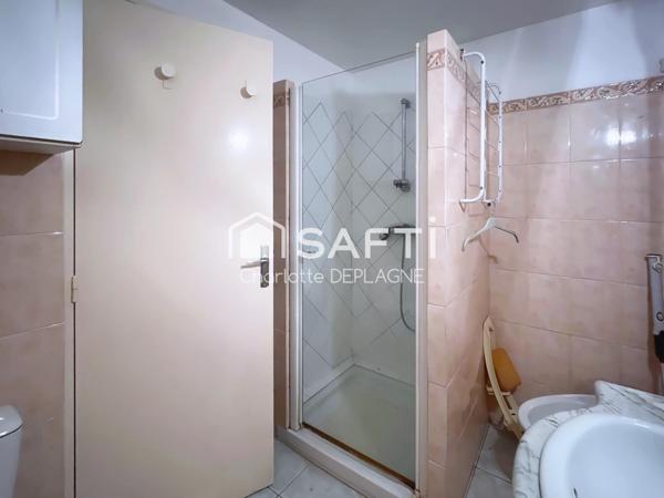 Belle maison sur sous-sol