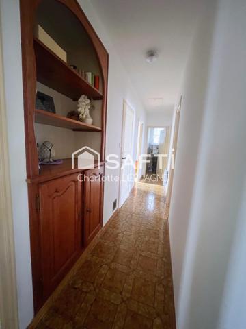 Belle maison sur sous-sol