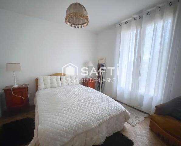 Belle maison sur sous-sol