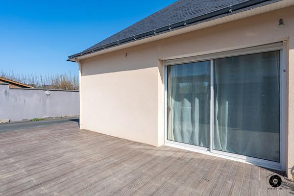 Maison de plain pied à Trélazé de 125 m² habitables avec jardin