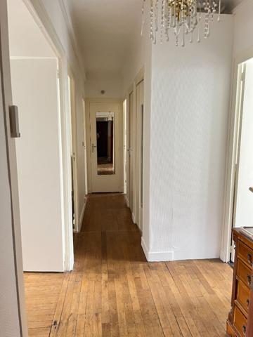 Appartement T3 lumineux avec balcon, garage et cave,  
Nantes 44100