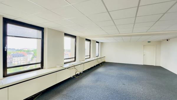 BUREAUX à LOUER de 512 m²