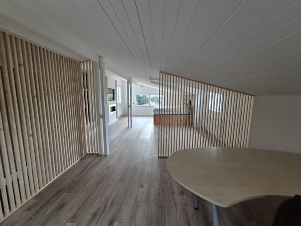 Maison
                                                                                                                                                                                                                                                                                                                        7 pièce(s)                                                                                                                                                                                                          5 chambre(s)                                                                                                                                                                                                          291  m²