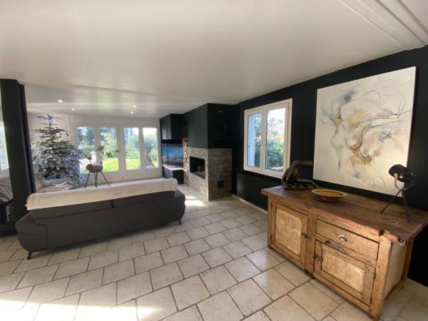 Maison
                                                                                                                                                                                                                                                                                                                        7 pièce(s)                                                                                                                                                                                                          5 chambre(s)                                                                                                                                                                                                          291  m²