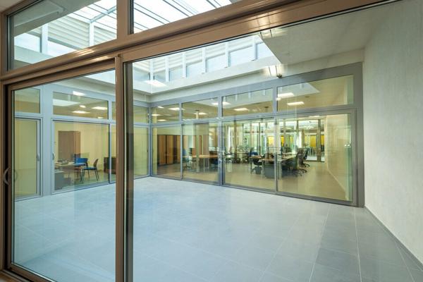 BUREAUX à VENDRE de 757 m²