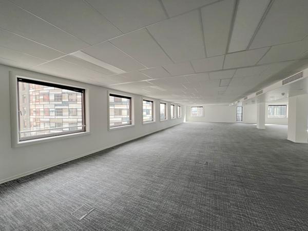 Bureaux rénovés à loyer compétitif à proximité du parc Diderot